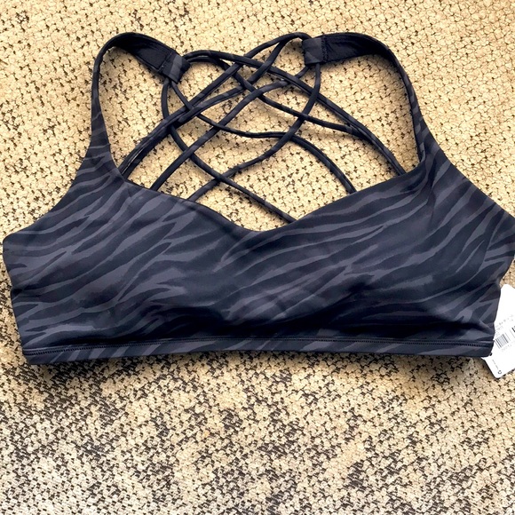 Lululemon NWT free to be bra wild sports bra - Picture 2 of 4
